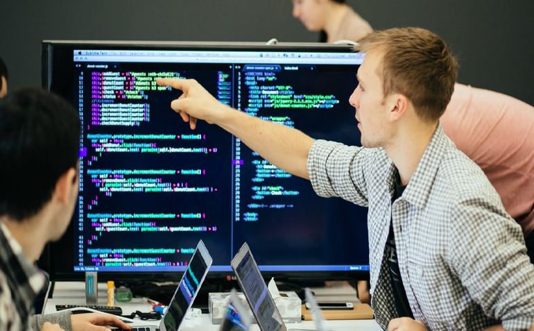 Kỹ sư AI - Nghiên cứu về trí tuệ nhân tạo